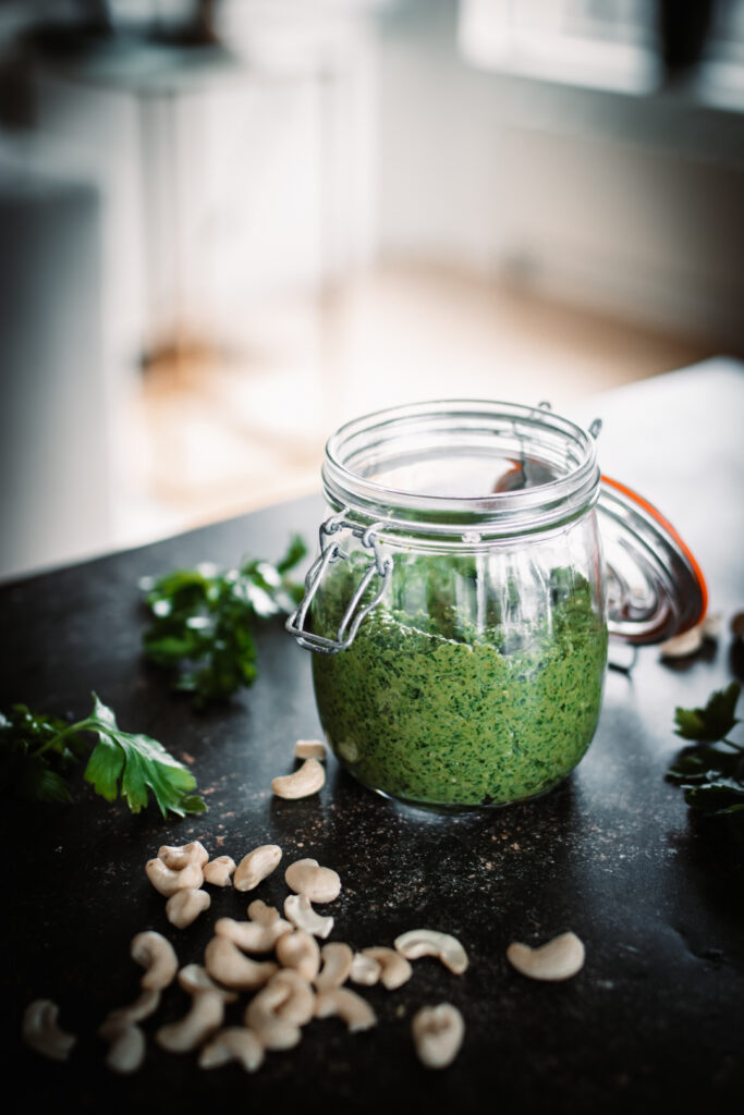 pesto med cashewnötter